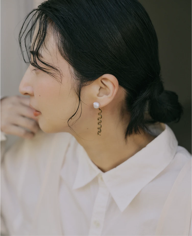 EAR JEWELRY