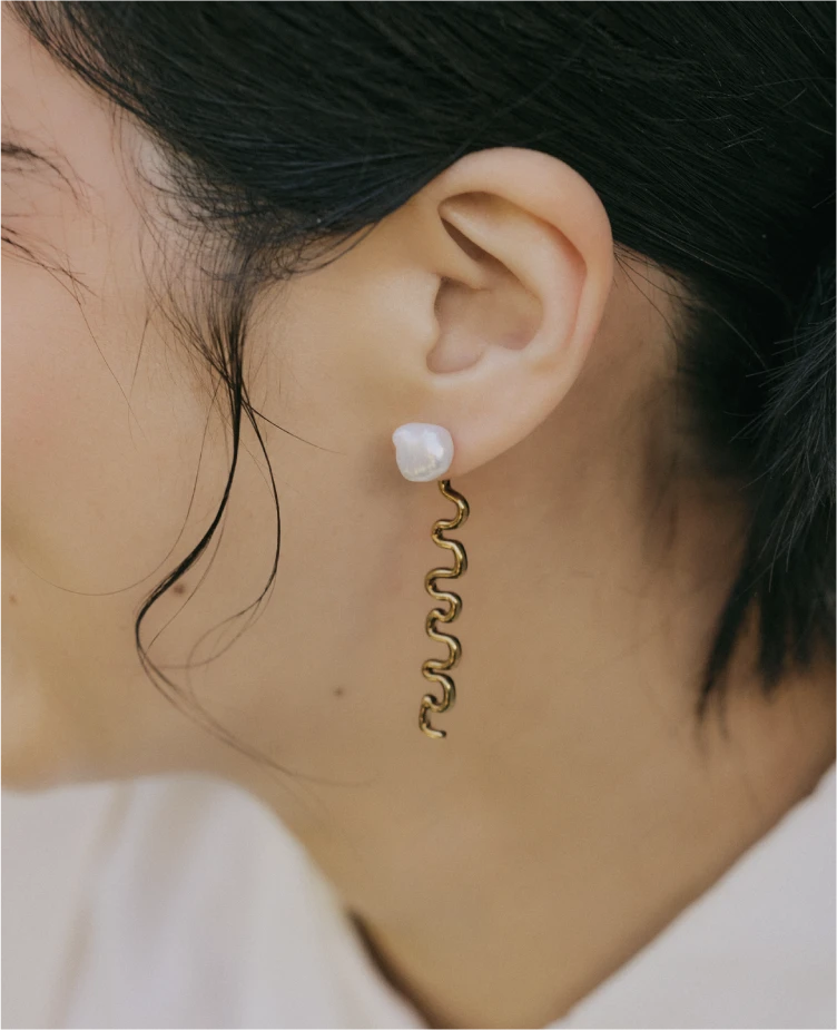 EAR JEWELRY