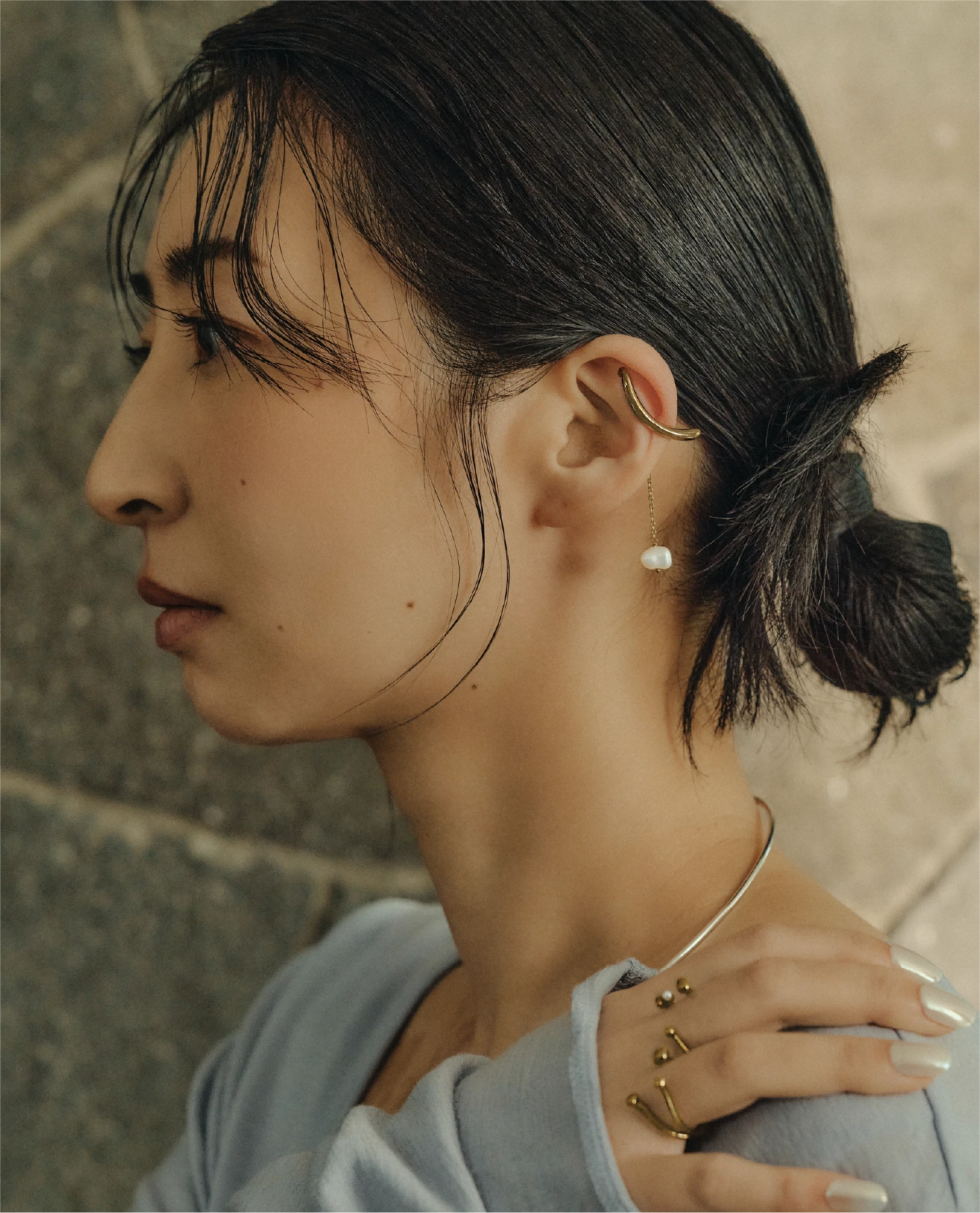EAR JEWELRY